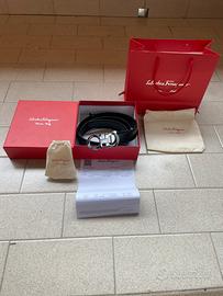 Cintura Ferragamo con fibia argento