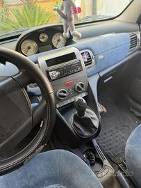 Lancia ypsilon 1.3 mltj