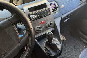 Lancia ypsilon 1.3 mltj