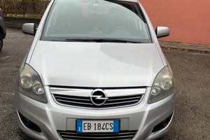 Opel zafira b 1800 gpl cosmo tech pronta