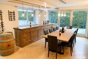 Locale commerciale polifunzionale