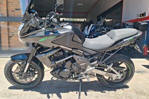 kawasaki versus 650 2011