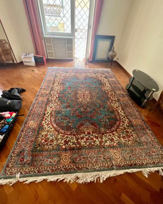 Tappeto classico in lana 241 × 328 cm
