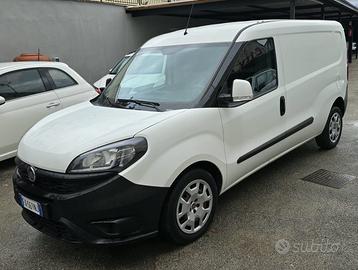 DOBLO CARGO MAXI 1,6 Mjet 16v 105CV SX 3 Posti