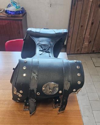 Borse laterali moto custom morbide nere