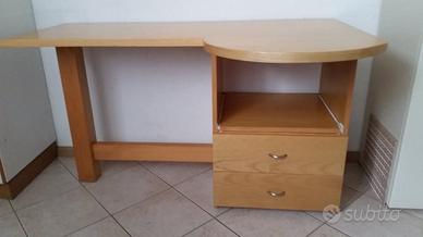 Scrivania in legno massiccio con 2 cassetti