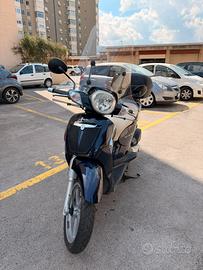 Aprilia Scarabeo 200 Light