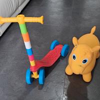 monopattino e cavallino 