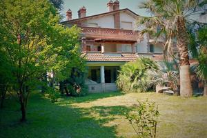 Piano terra villa app. porzione maggiore