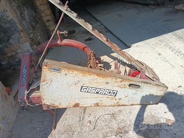 Barra falciante gaspardo e ranghinatore