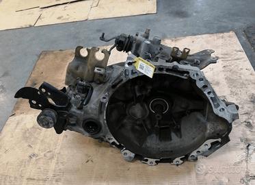 cambio 5 marce toyota yaris 1.4 D4D n motore 1NDTV