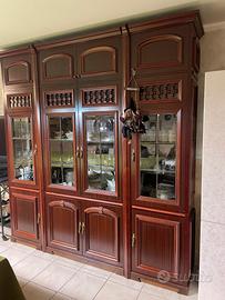 Sala da pranzo in mogano: vetrina + tavolo + sedie