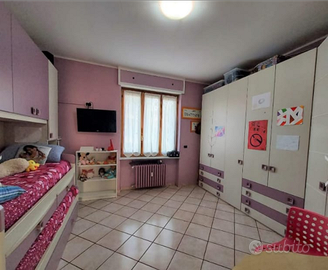 Camera in trilocale zona universitaria Grugliasco