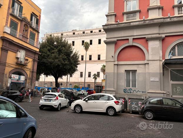 Via G. Silvati - Ad. Piazza Carlo III