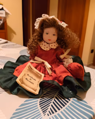 Bambolina porcellana Le bambole di nonna Betty 