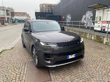 RANGE ROVER SPORT HSE 3.0d 249 cv VALUTO PERMUTE