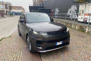 RANGE ROVER SPORT HSE 3.0d 249 cv VALUTO PERMUTE