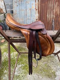 Sella cavallo monta inglese