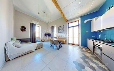 BILOCALE LUNGO DORA FIRENZE 115