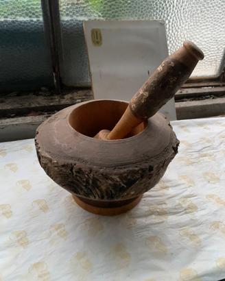 Mortaio vintage in legno