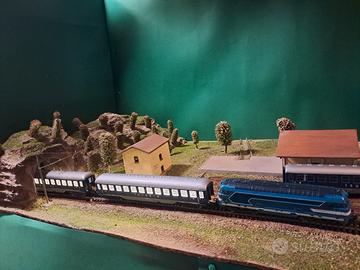 Convoglio interamente illuminato 