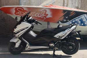 Yamaha TMax 530