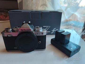 Nikon Zfc e accessori come in foto