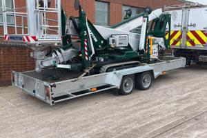 Rimorchio inclinabile trasporto attrezzature