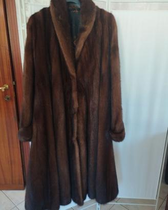 Pelliccia di visone lunga