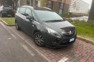 Opel zafira 7 posti