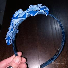 Cerchietto con applicazione floreale