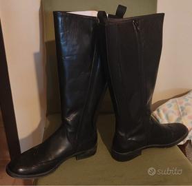 Stivali alti Frau in pelle nera tg 39