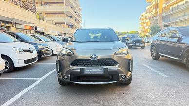 Toyota Yaris Cross 1.5 Hybrid 5p. E-CVT AWD-i Loun