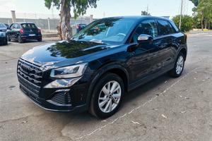 Audi Q2 35 2.0 tdi Identity Black s-tronic