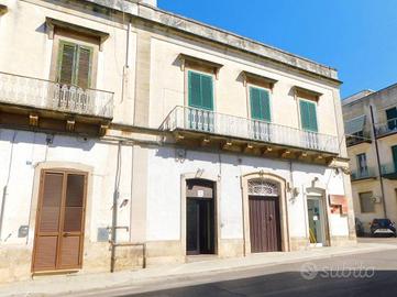 Negozio a Martina Franca, 3 locali