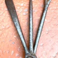 Attrezzo antico multiplo