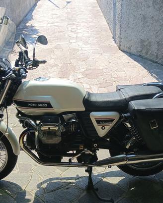 Moto Guzzi V7 Classic