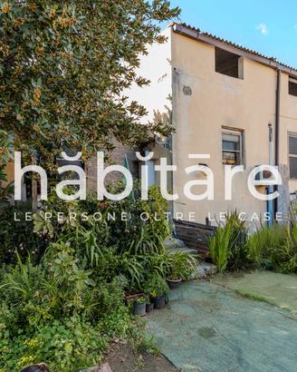 Trivano Indipendente con Giardino