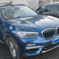 X3 Interni pelle bianca, buonissime condizioni