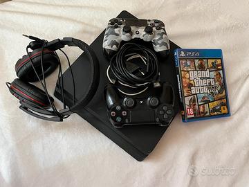 PS4 1 TB + 2 Joypad + GTA V
