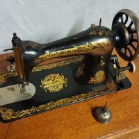 MACCHINA DA CUCIRE SINGER