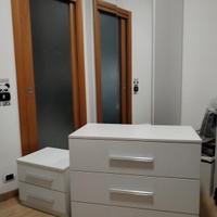 Armadio a due ante comò  comodino scrivania