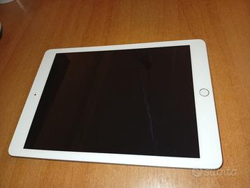 Ipad 6th generation, 32 GB