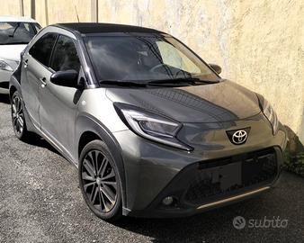 toyota aygo x air launge