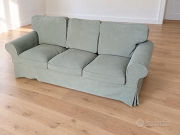 Divano IKEA EKTORP 3 posti – mai utilizzato