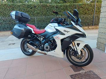 Suzuki GSX S1000 GT come nuova con vari accessori