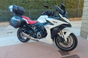 Suzuki GSX S1000 GT come nuova con vari accessori