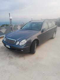 MERCEDES Classe E (W/S211) - 2004