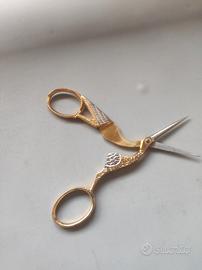 forbicine per ricamo