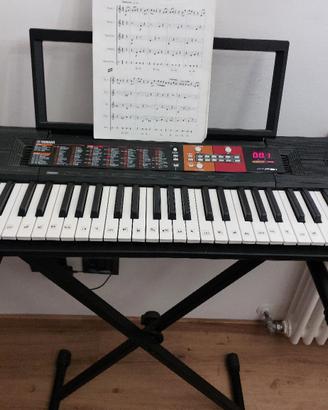 Pianola yamaha PSR-F51